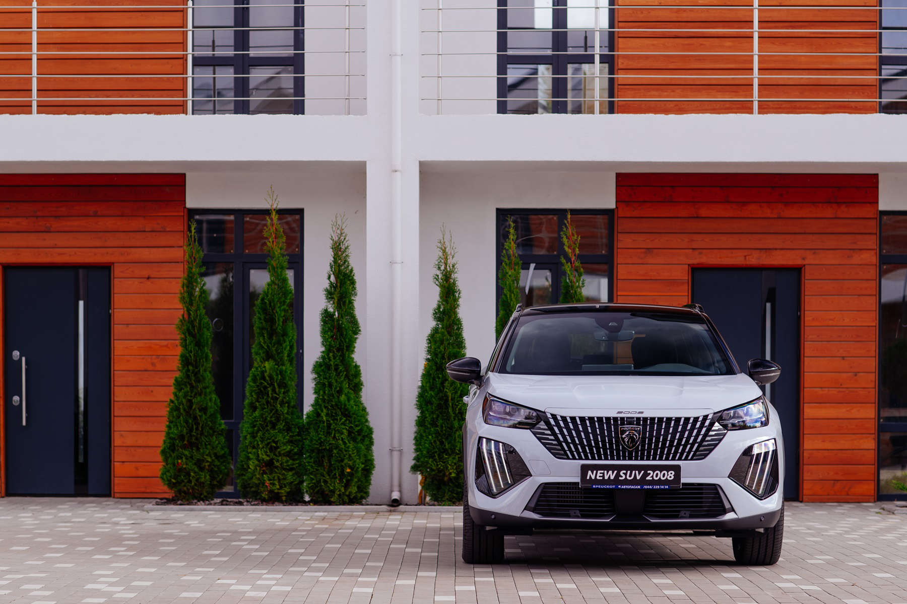 PEUGEOT 2008, вигляд спереду