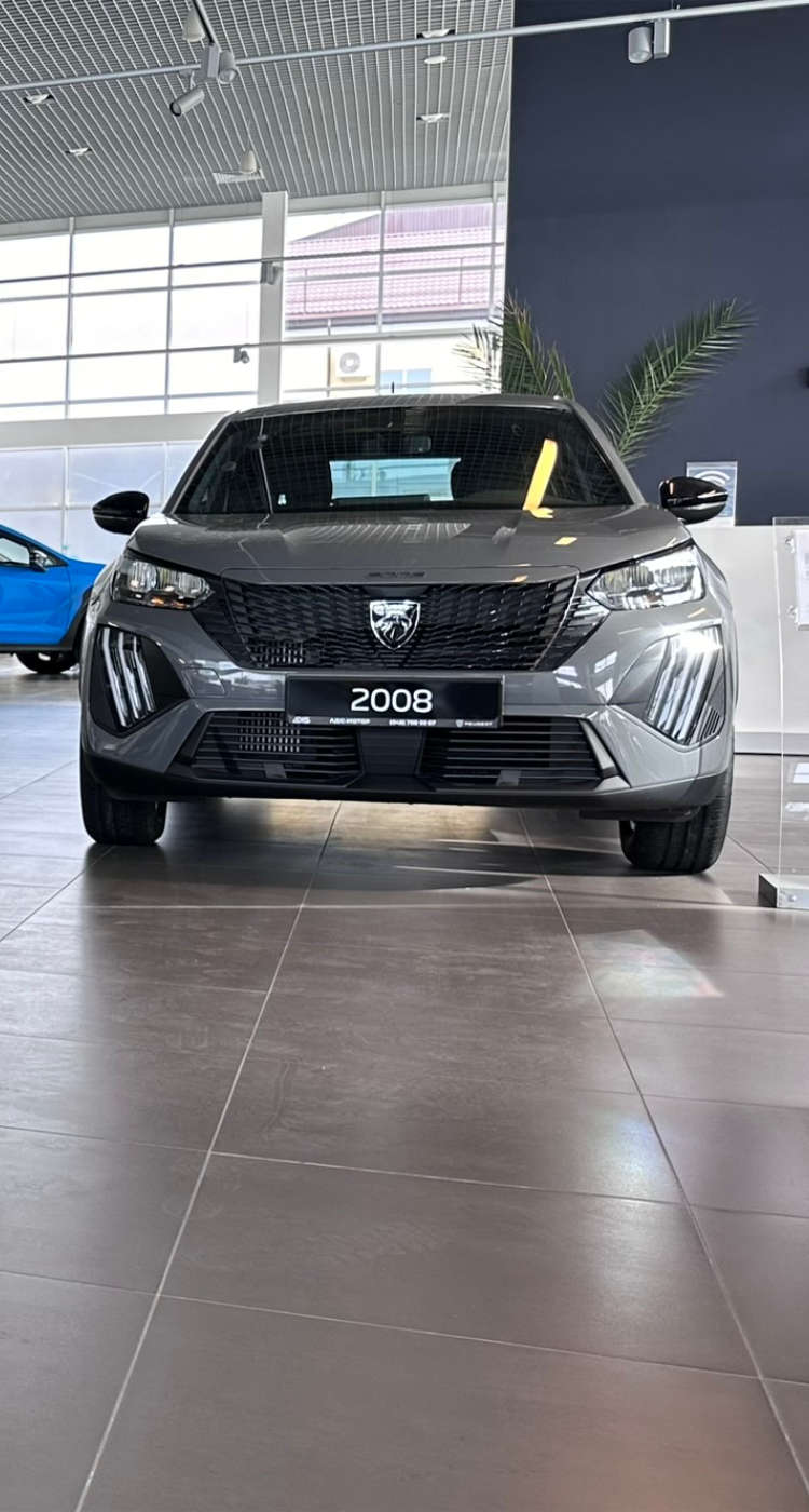 Виставкова зала Peugeot у салоні «Адіс-Мотор» в Одесі