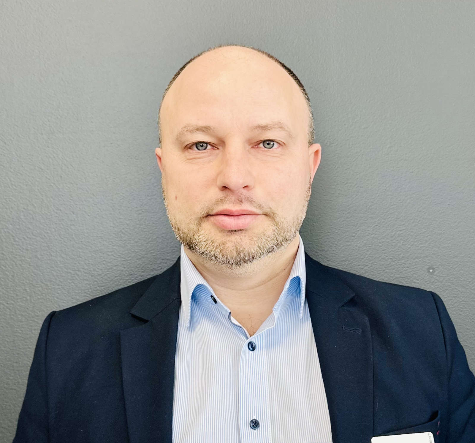 Керівник відділу продажу автомобілів Вадим Петров